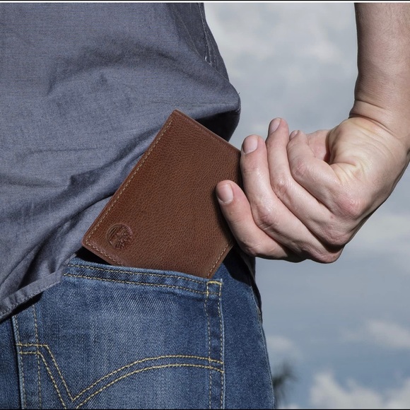 SOLD! TIMBERLAND 💯Genuine Leather RFID Blocking Passcase Security Men Wallet - Picture 9 of 10